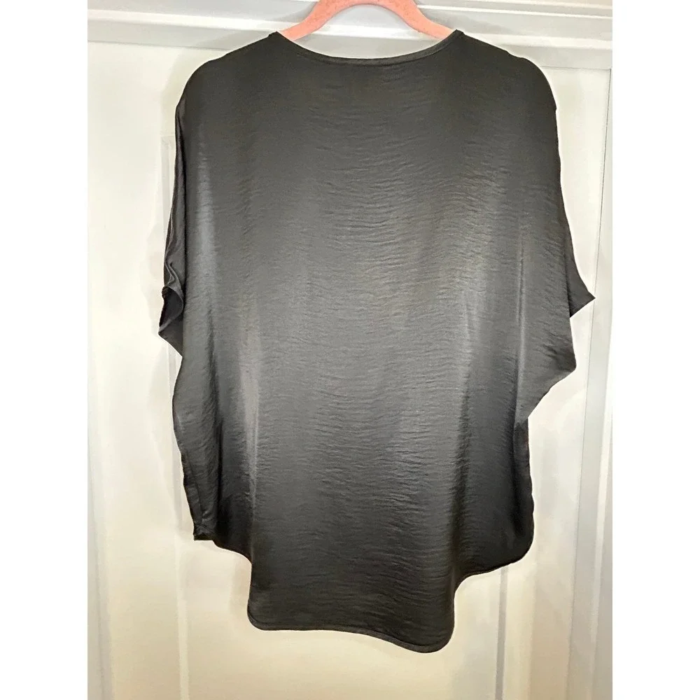 DKNY Black Satin V-Neck Blouse Oversized Short‎ Sleeve Top Large Office Capsule - Picture 5 of 7